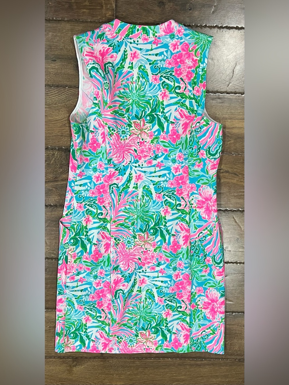 Lilly Pulitzer Luxletic Courtney shift dress, size 8. UPF 50+ Leaf it Wild - Picture 3 of 5